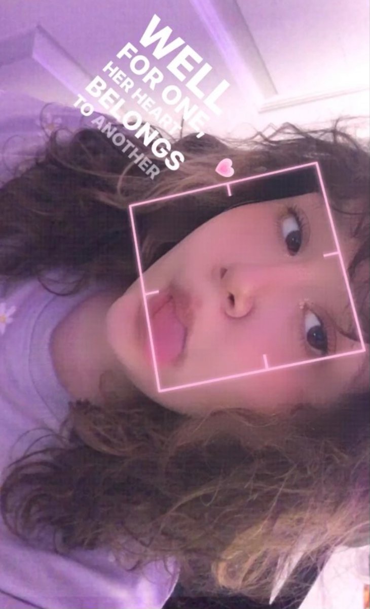 Hehe she’s gonna hate me😅 SHES SO CUTE THOUGH🥺💞