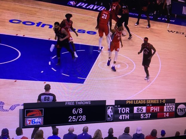 Its_Ant1's tweet image. They Found these refs on the streets 🤦🏾‍♂️#TORvsPHI