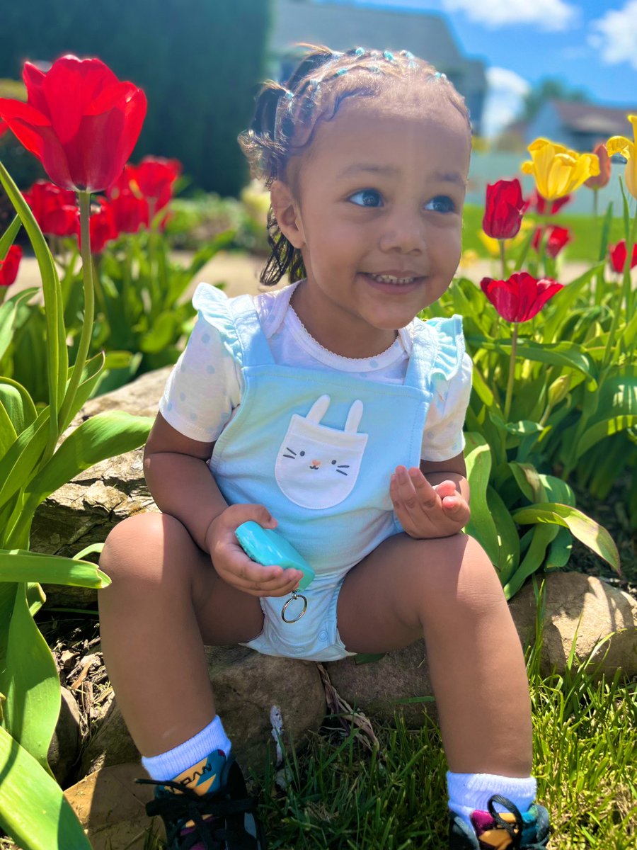 latin_sarcasm73's tweet photo. Just had to show her Easter outfit 🐰🤍. https://t.co/XUPFAnQHPs