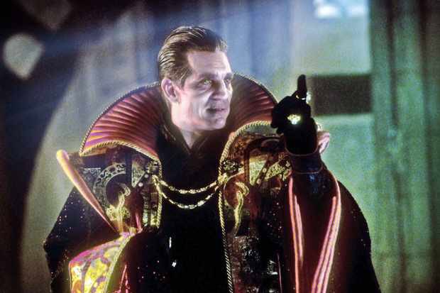 A very Happy Birthday to Eric Roberts!  Nurse : Bruce, you\re sick.
Master/Bruce : Thank you.   