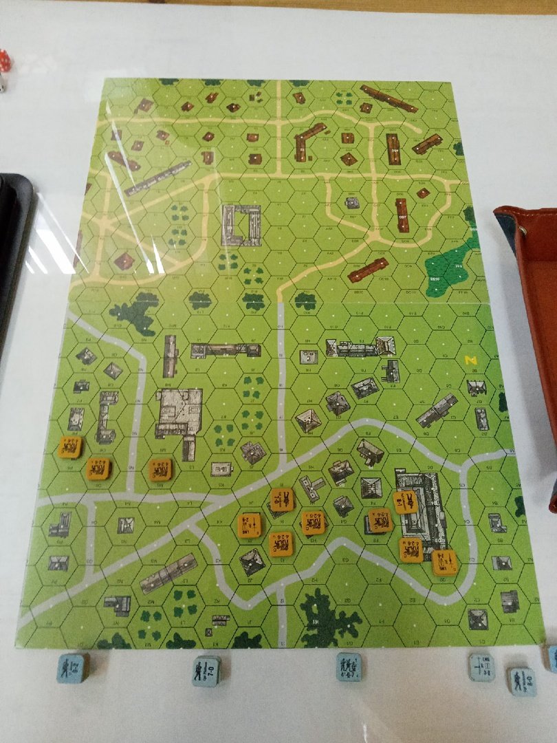hexandcounter's tweet photo. Played face-to-face one of my favorite SK scenario S53 Workers Unite! Germans were able to sneak across the flanks to the farest Victory building and secure it while slowly clearing two others in the rear. Almost half of both OOB died in Melees. https://t.co/YftZQbnGEW
