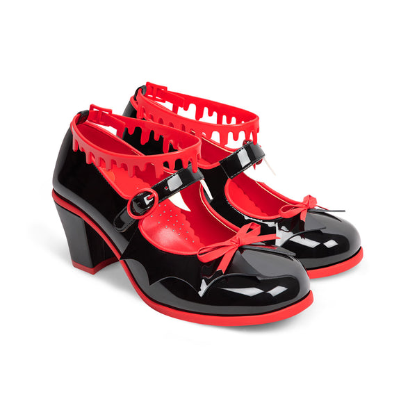 hotchocolated's tweet photo. Our favorite vamps wear these #midheels
https://t.co/BFU2cXKptt https://t.co/F5YBrLjAsB