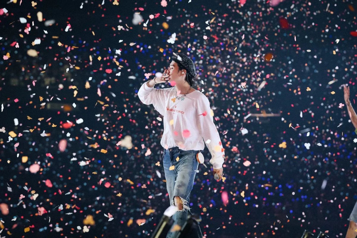 pm5_twt's tweet photo. 220419 윤기 인스타그램 #SUGA https://t.co/p0rGhJVkSe