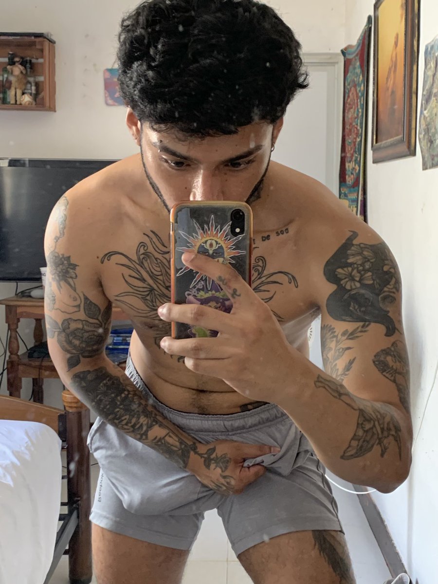 LatinBlood777's tweet photo. 😈 https://t.co/2qje2cAm7a