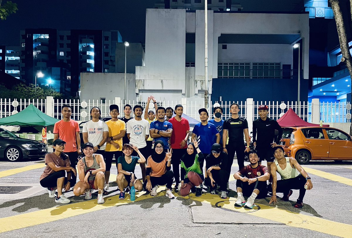 WanZaheedahM's tweet photo. No reason to skip sahurun when today is public hols! 🥳✨ #345am #kyserunkrew #togetherweattaingreatmiles https://t.co/QIwOGN9o2L