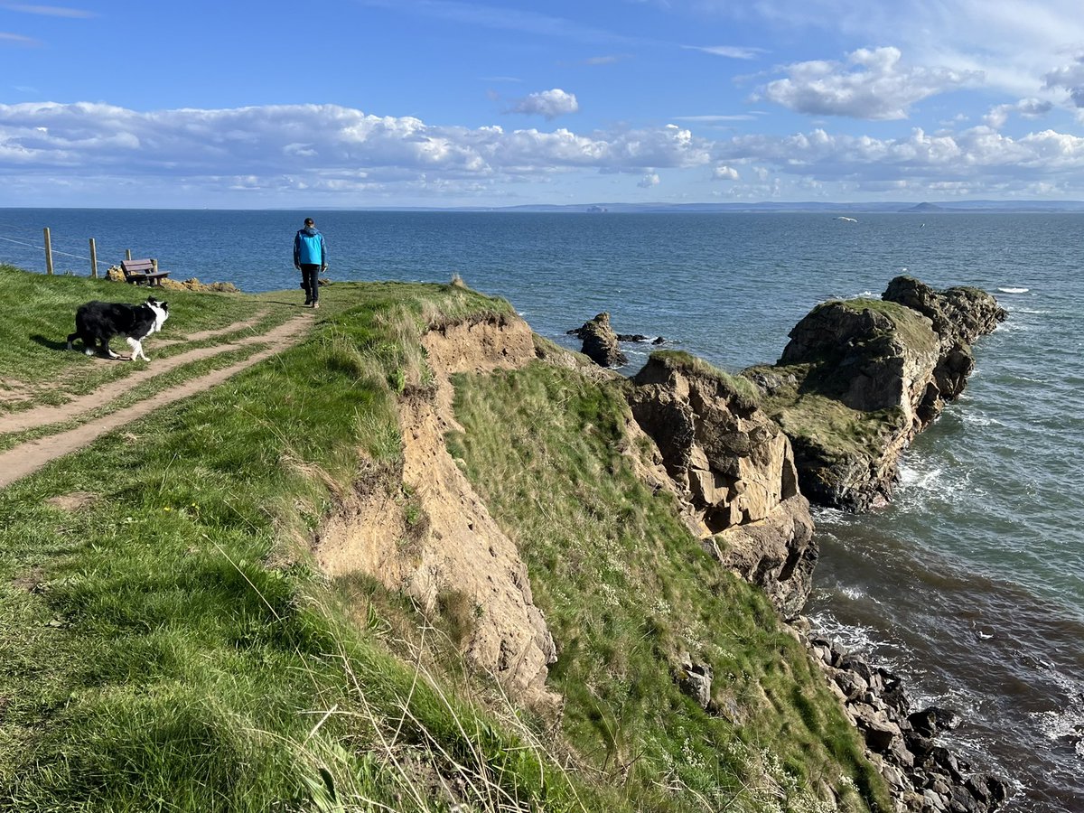 Burntistudio's tweet photo. A few pics from the #fifecoastalpath near #stmonans today. It’s about 45 mins from #burntisland #fife https://t.co/8qdzwjuGVF
