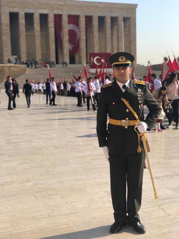 Üsteğmen Ömer Delibaş "Pençe Kilit" operasyonunda şehit oldu.

Aziz ruhu şad olsun, başımız sağolsun..