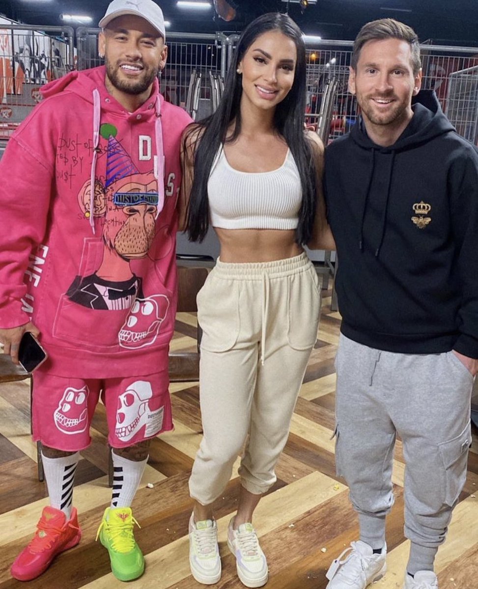 HonoraryApe's tweet image. can someone confirm or deny this is real 😂🤣 #BAYC