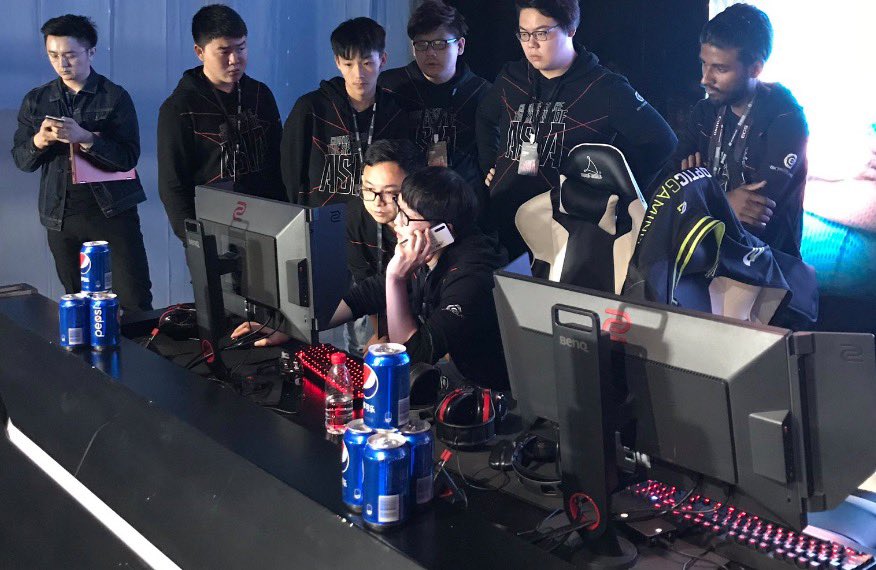 😱⚠️SHOCKING NEWS⚠️😱

forsaken caught cheating again by riot at valorant lan in Reykjavík 2022 (colorized)