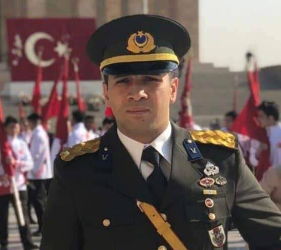 #PençeKilit Operasyonu’nda şehit düşen Üsteğmen Ömer Delibaş’a Allah’tan rahmet, 
ailesine ve yakınlarına sabır diliyorum.