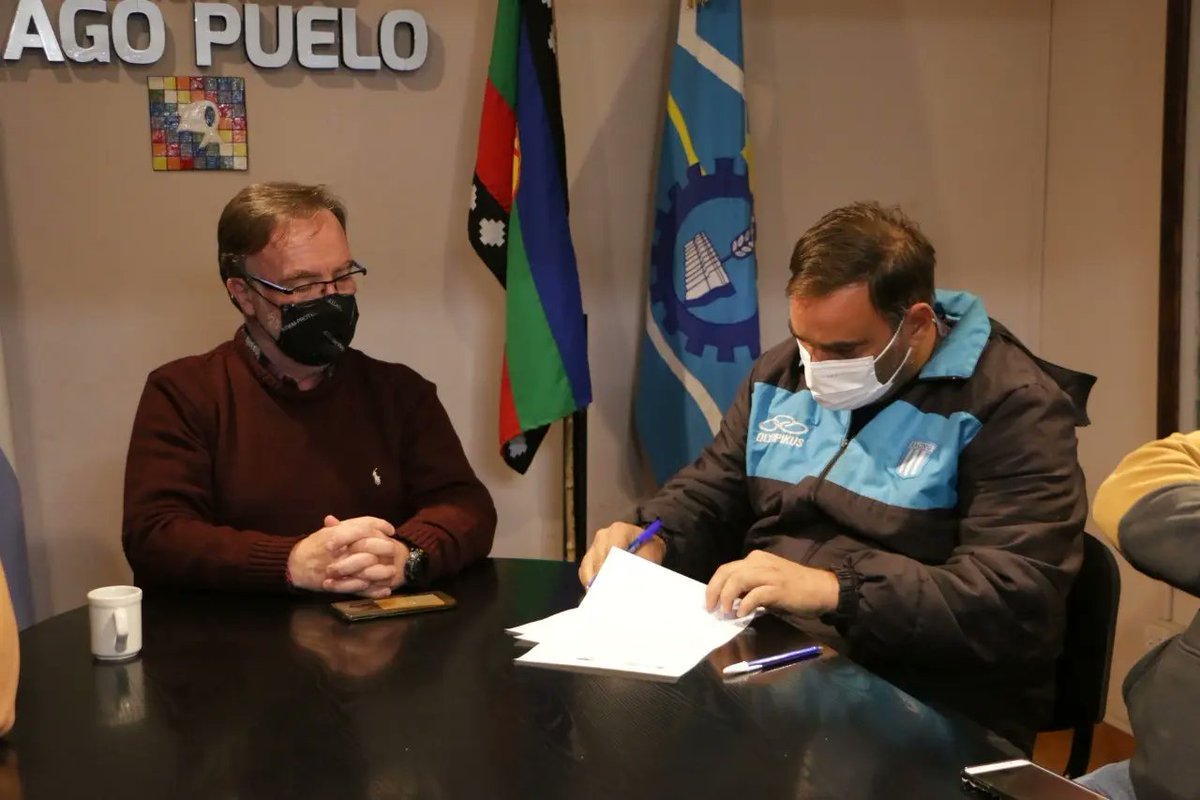 SOEMEyZO's tweet photo. SOEME y ZO logró una recomposición salarial del 65% para los trabajadores municipales de Lago Puelo 
https://t.co/xyZQTylCRm https://t.co/BJYArITOya