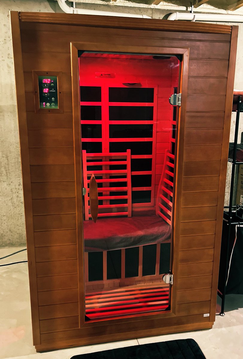 HoggNFL's tweet photo. S/o @KurtBenkert (& Joe Rogan Pod) for getting me on the sauna wave
Great for #AaronRodgersBookClub audio books as wellπ§ββοΈπ https://t.co/WLfjH1xqu5