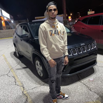 Tresmith3_'s tweet photo. #NewProfilePic https://t.co/P1eHYy3Eds