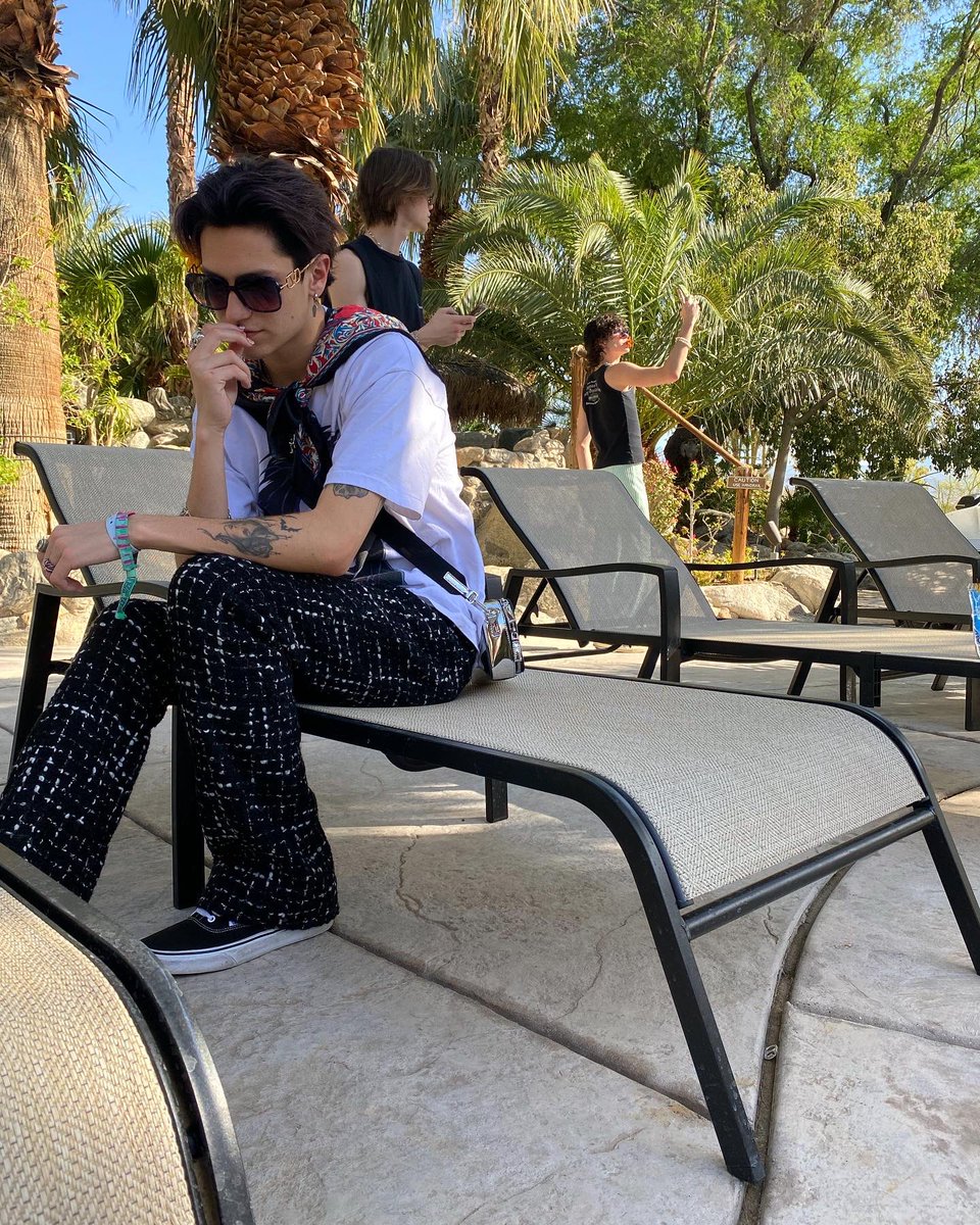 xhuddy's tweet photo. this years coachella. which ones your favorite https://t.co/KakI9xwJCN