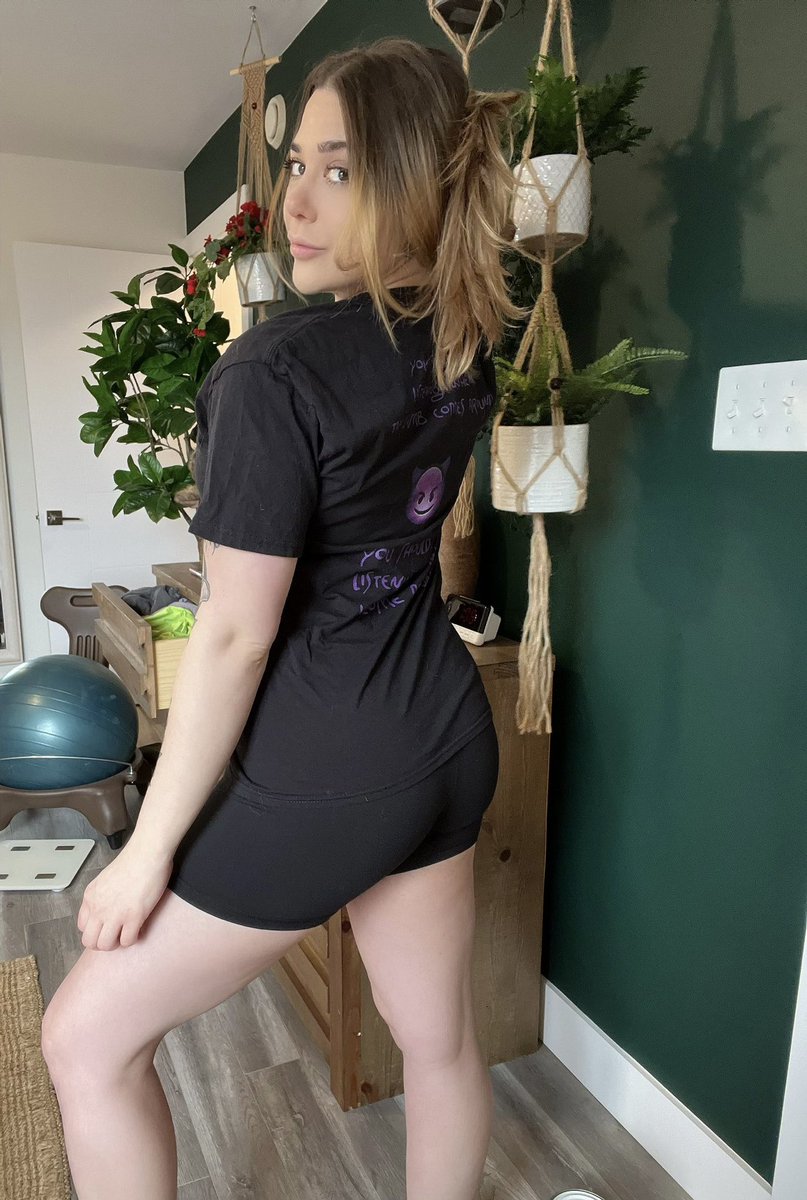 Kyle aka K-LO tweet media