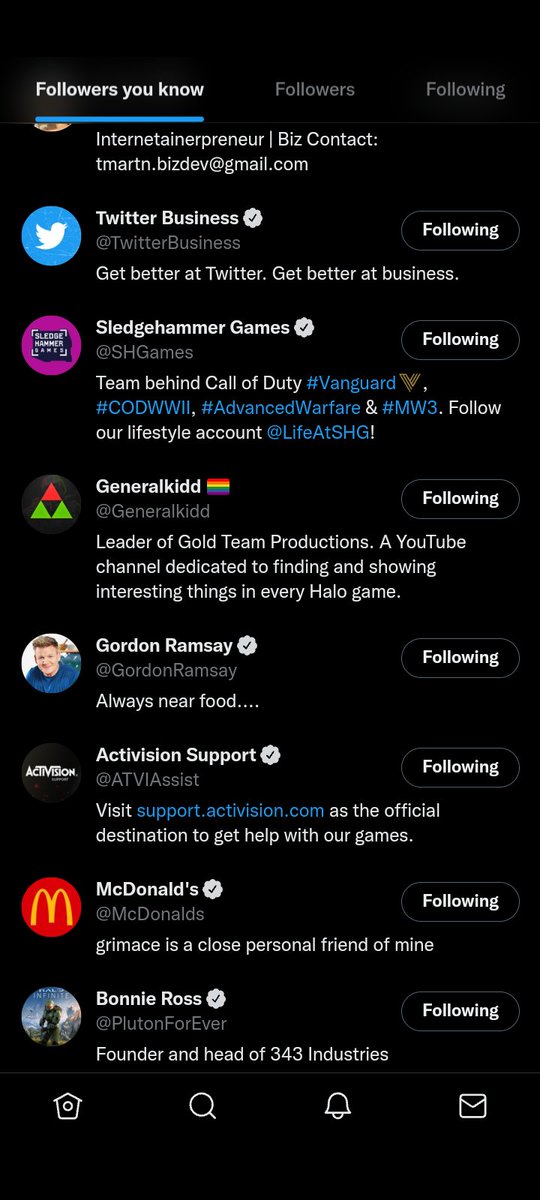 Holy shit Gordon Ramsay follows Xbox I thought I wouldn't find it (I thought in my head as I was scrolling Twitter what if Gordon Ramsay followed Xbox and he does) https://t.co/oQYyvB6neY