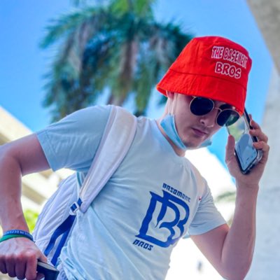 jbenincaso's tweet photo. #NewProfilePic https://t.co/BNCZdTqP7Z