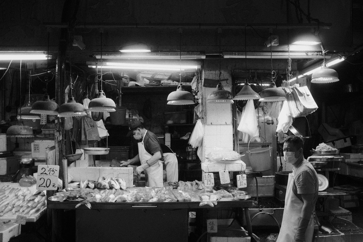 andrewlau's tweet photo. #streetphotography #hongkong #x100v https://t.co/tDKU0sCWo7