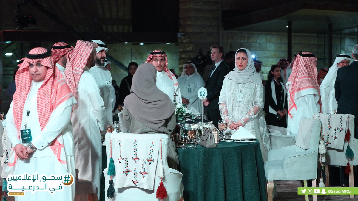 SaudiMRG's tweet photo. #سحور_الإعلاميين فرصة لقاء يتجدد بين إخوة الدرب وزملاء المهنة.

#سحور_الإعلاميين_بالدرعية https://t.co/DADKl7Spkt