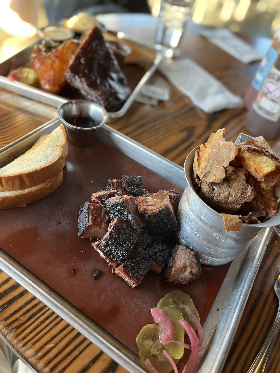 Returned from Bora Bora, stayed home a week &amp; decided to pop over to #KansasCity for a week. Never been, BBQ, baseball &amp; soaking in the city for a while. Anyone have recommendations?