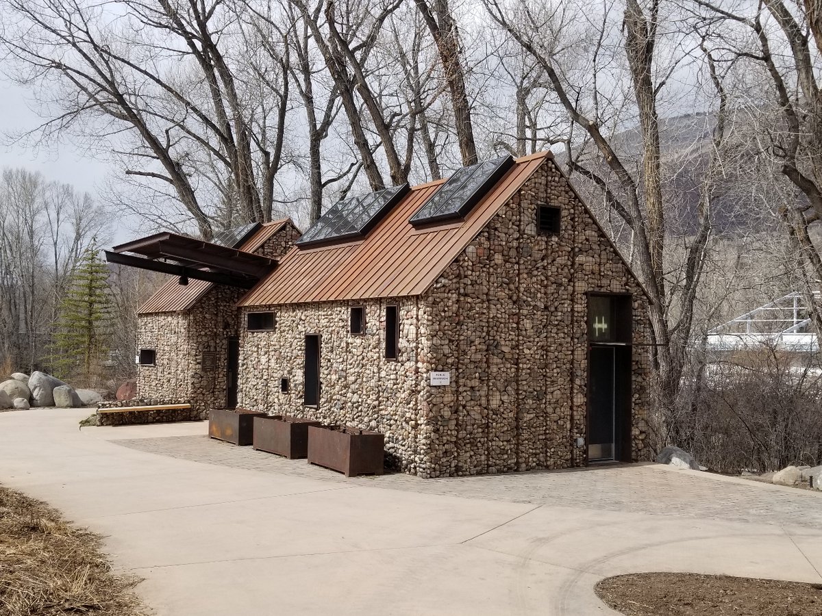 VStudioA's tweet image. Gabion rainscreen inspiration #aspen