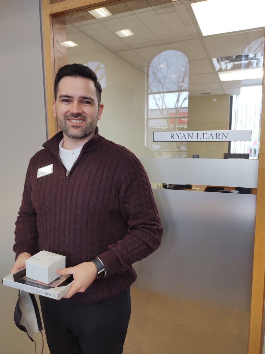 taylormynlieff's tweet photo. So proud of @11learn and his promotion to Financial Services Advisor - your name looks great on the door! We are so lucky to have you on the PoCo Meridian team. Congrats! #meridiancu #pocoproud #workfam https://t.co/aH4i14lQjl
