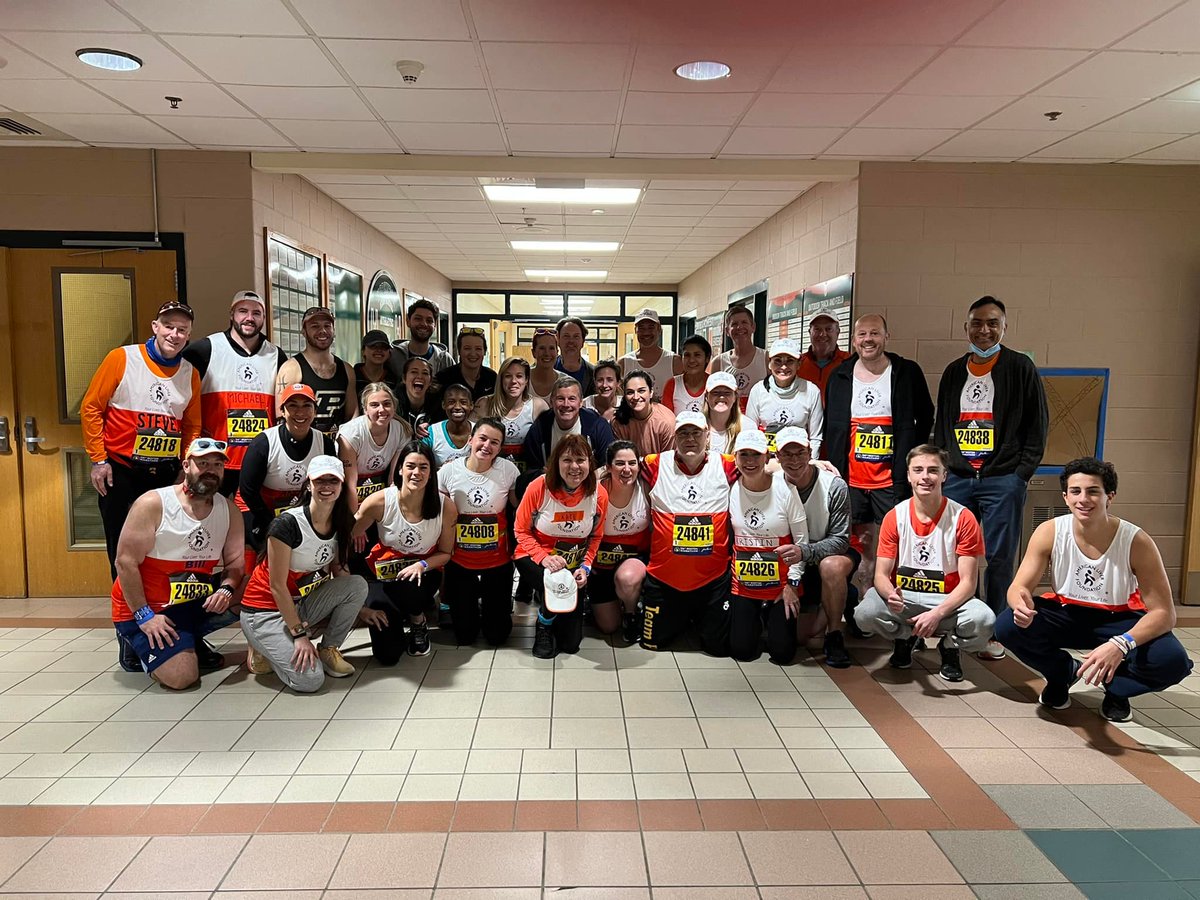 liverUSA's tweet photo. They did it 🎉Congratulations to ALF's 2022 @bostonmarathon team! They finished 26.2 and raised over 610K for liver patients. #GoLiver #LiverLifeChallenge https://t.co/m8jzuNqWvk
