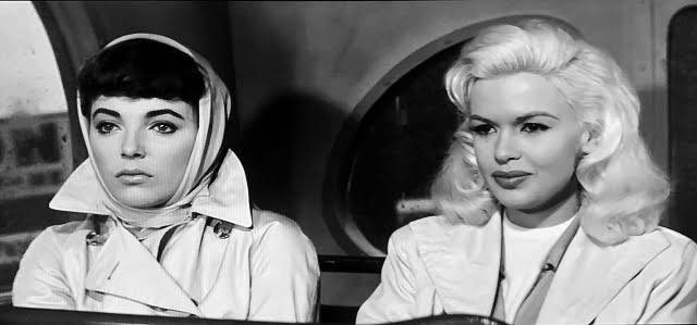 ジョーン コリンズ 出演 共演 最新情報まとめ みんなの評判 評価が見れる ナウティスモーション