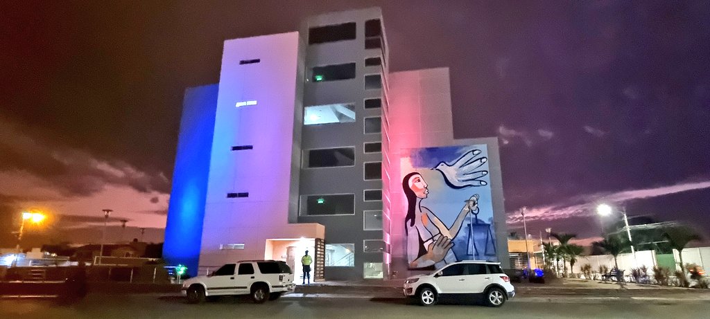 StaElenaCJ's tweet photo. ENTÉRATE 📢|No dejes de entregar, hasta hoy 23h59, tu CD-R de postulación, al concurso de juez especializado en el juzgamiento delitos de corrupción y crimen organizado. 💿🏛️Nos encontramos en el Edificio Judicial de Santa Elena.

¡Apresúrate! 🏃🏻 https://t.co/k06nJdJKlm
