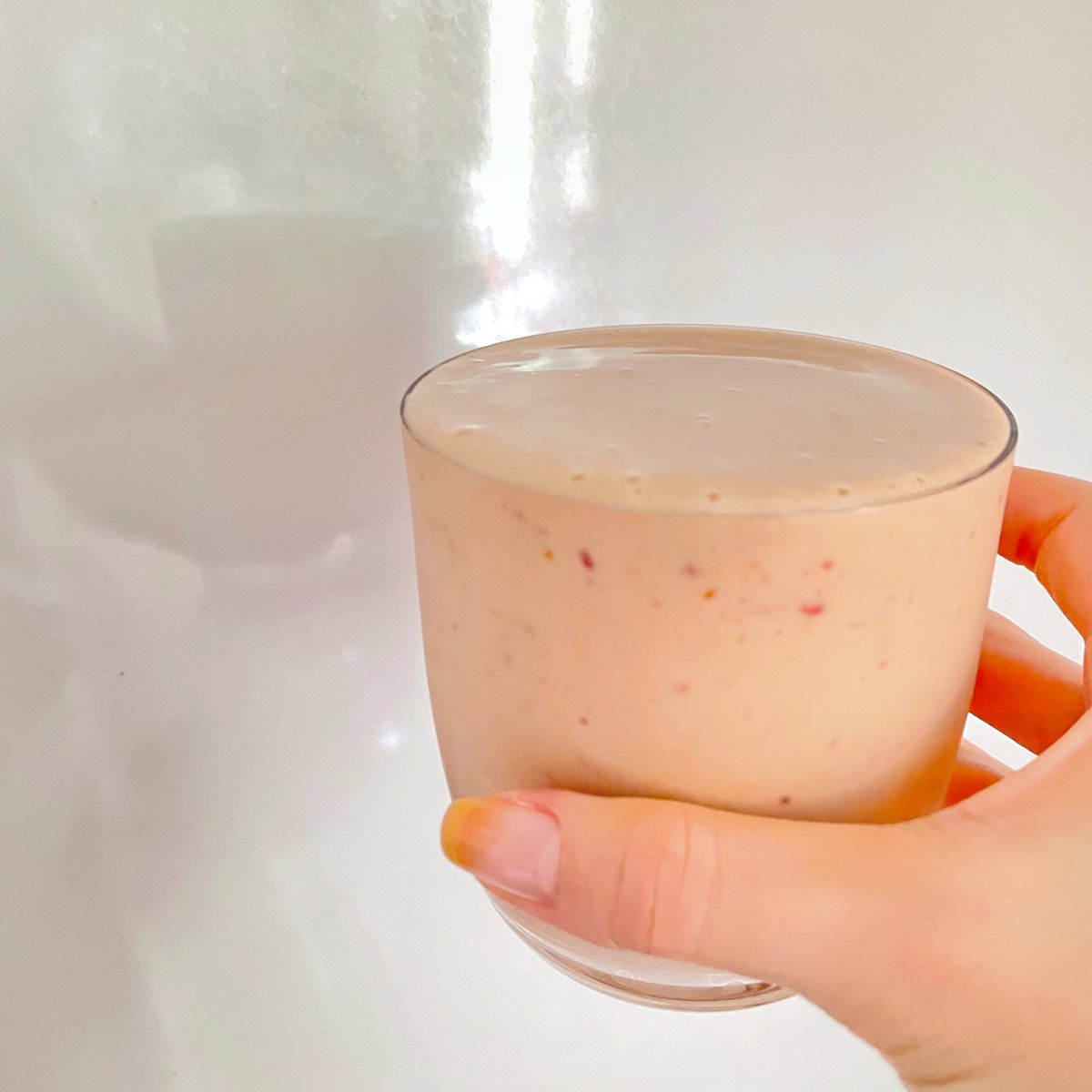 おはようございます🌞
おひさしぶりのTwitter🥺💛
最近の私はスムージー作りにハマっていたようです🫐🍌🍓🥕🍎🥬