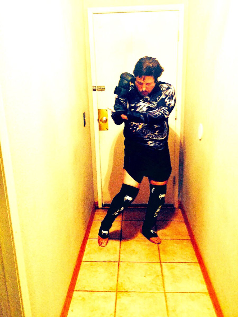 durban_warren's tweet image. We are the ship without a storm cold without the warm we are coming HOME back to #Ukraine were the 
“last in line”but with the #westernweapons see how we SHINE🌞🌕…#ArmUkraineNow #UkraineInvasion 

DIO - The Last In Line  (HD/Best Quality - Remastered) youtu.be/EYon6DgQLeo