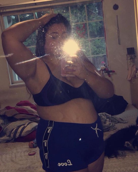 I have really tried to be body positive about me, and calling me &ldquo;fat&rdquo; or &ldquo;pregnant&rdquo; when I know I&rsquo;m<a href="/tag/biggerisbetter"class="tags"><span>#biggerisbetter</span></a><a href="/tag/bodypositivity"class="tags"><span>#bodypositivity</span></a><a href="/tag/biggirls"class="tags"><span>#biggirls</span></a>