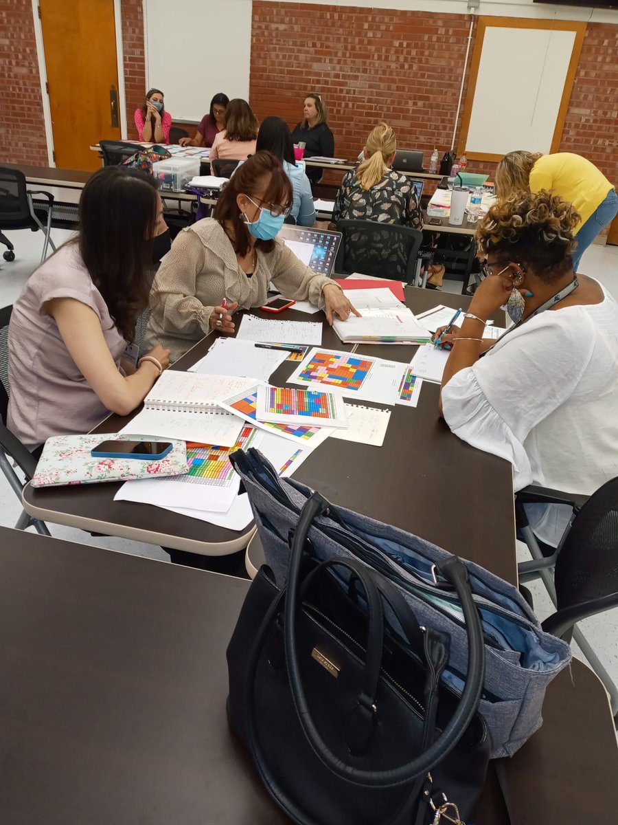 DonnaKDay's tweet photo. Great afternoon working on scheduling with elementary teams. @ELPASO_ISD @ahowardSPEDCI https://t.co/UGRilMzI6p