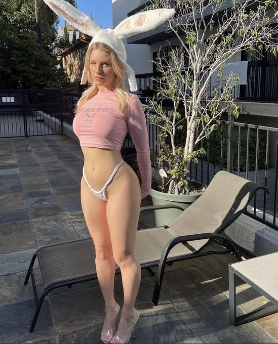 Easter weekend 🐣 🐰 https://t.co/nhZCnjT0Yg