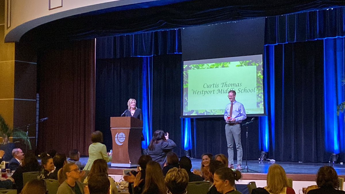 JustinHerrell's tweet photo. Curtis Thomas, Westport MS Librarian, earns The 2022 Linda Luke librarian of the year award! We are so proud!! Congrats Curtis and thank you for all you do. @JustinHerrell @officialSPS @westportcats https://t.co/XPbdAkLhk5