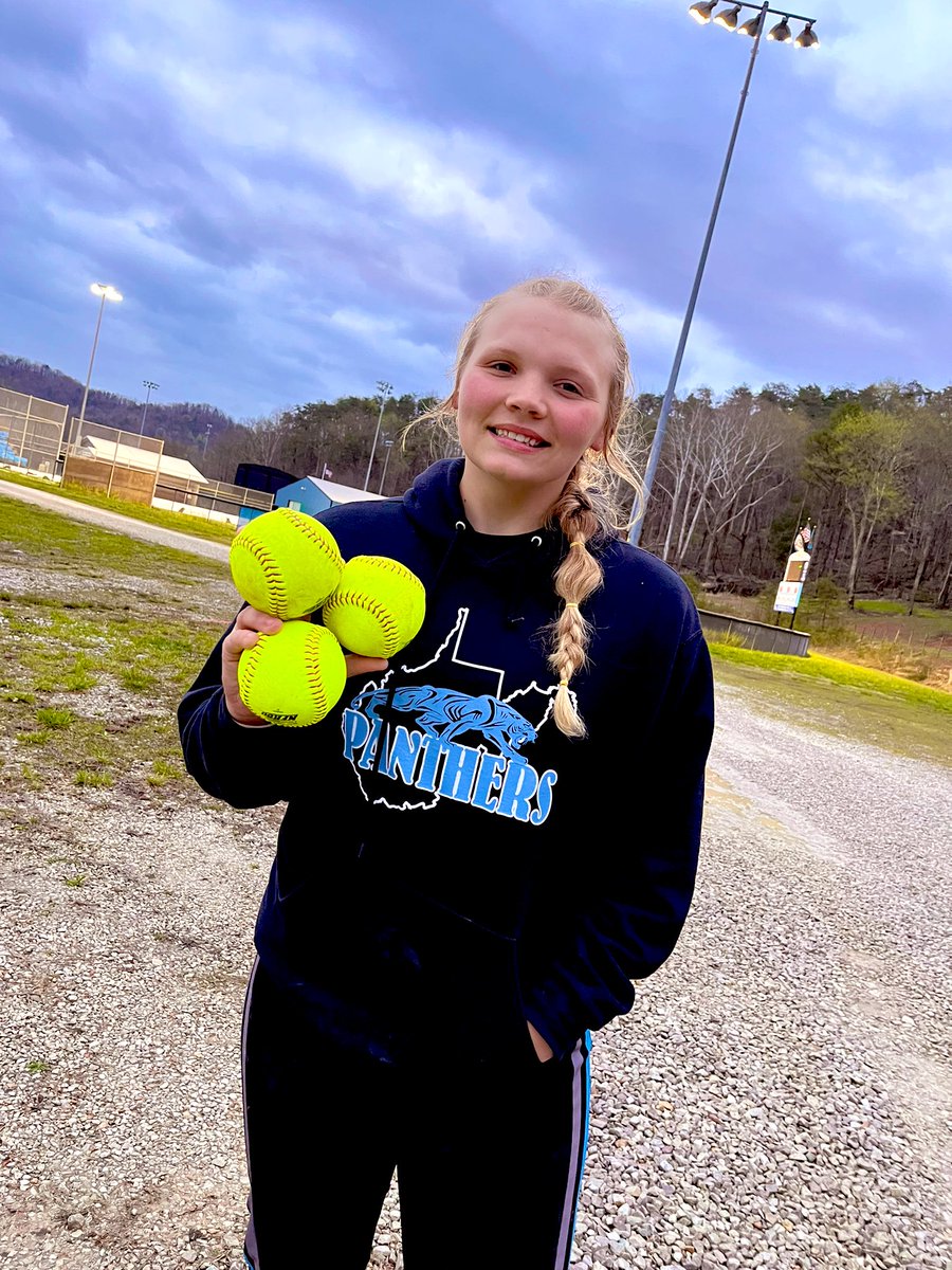 LCHSSoftballWV tweet picture