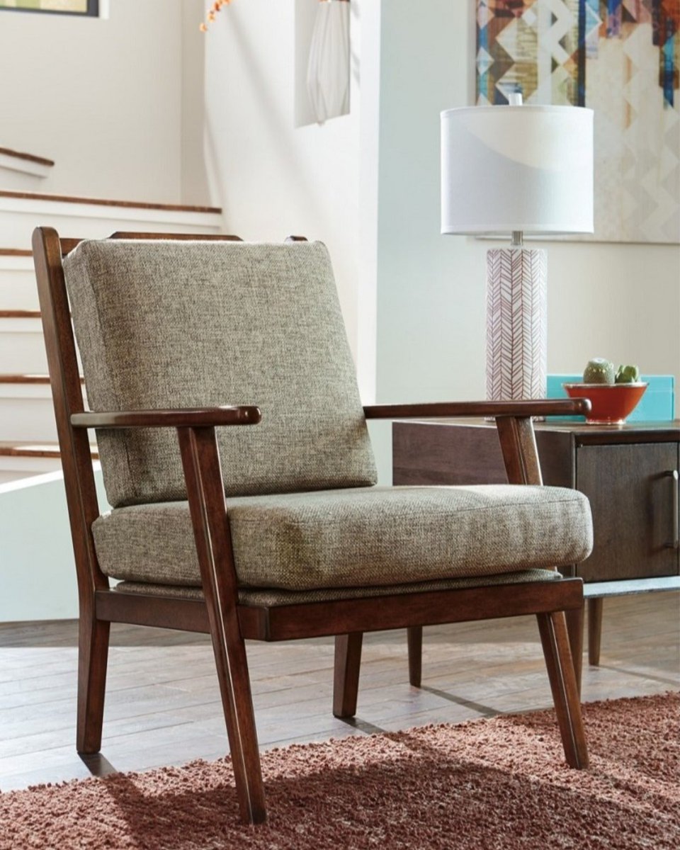 RedKnotHawaii's tweet photo. Effortlessly cool with my tweed upholstery and wood frame. 😎

#redknothawaii #hawaii #honolulu #supportlocal #furniture #love #modern #style #home #hawaiistagram #fun #nofilter #beautiful #dahracollection #benchcraft https://t.co/qC77TJOE5f
