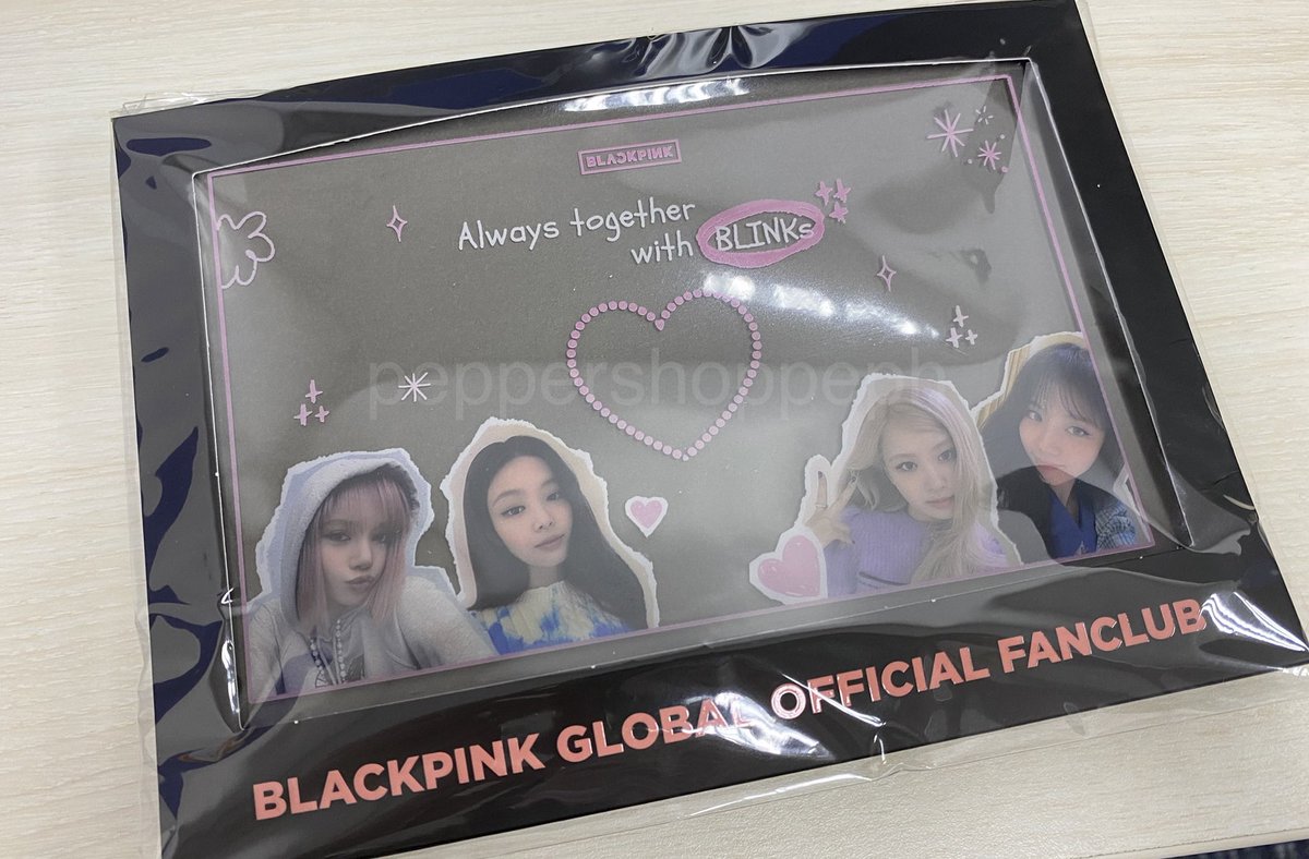 peppershoppeph's tweet photo. WTS / LFB WV BLINK MEMBERSHIP EARLY BIRD SPECIAL GIFT 

- sealed and on hand
- sold as set only

dm if interested https://t.co/rHDPwMJUlp