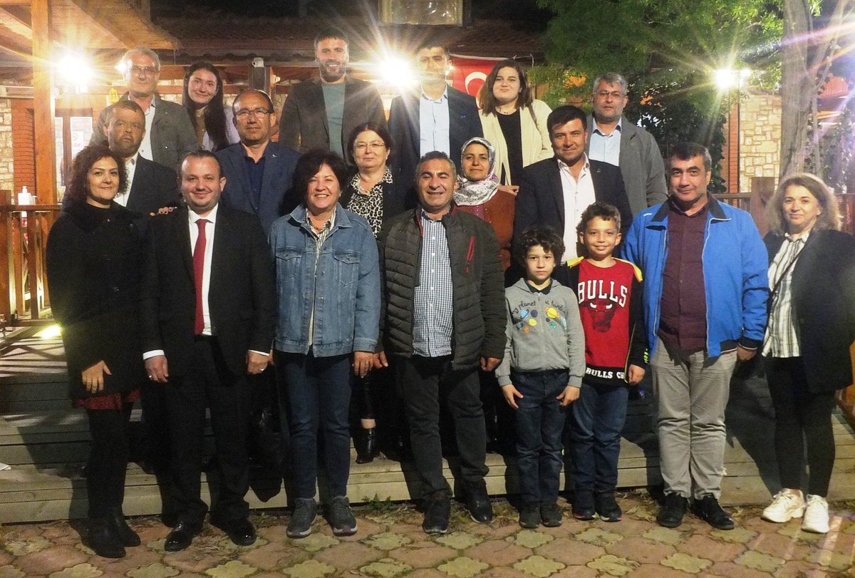 devamentese48's tweet photo. İftar Buluşmamız 💧💧💧

#devapartisi #alibabacan #muğla #mugla #emrahçay 

@alibabacan @devapartisi @erginsadullah @_RojhatOlmez @cemavsar44 @emin_ekmen @metinkasikoglu @elifesendeva @AbdurrahimA13 @sanemoktar @myeneroglu @RizvanogluEvrim @medeniylmz @nazlisedavural @bdalgin https://t.co/7OErC8VmyF