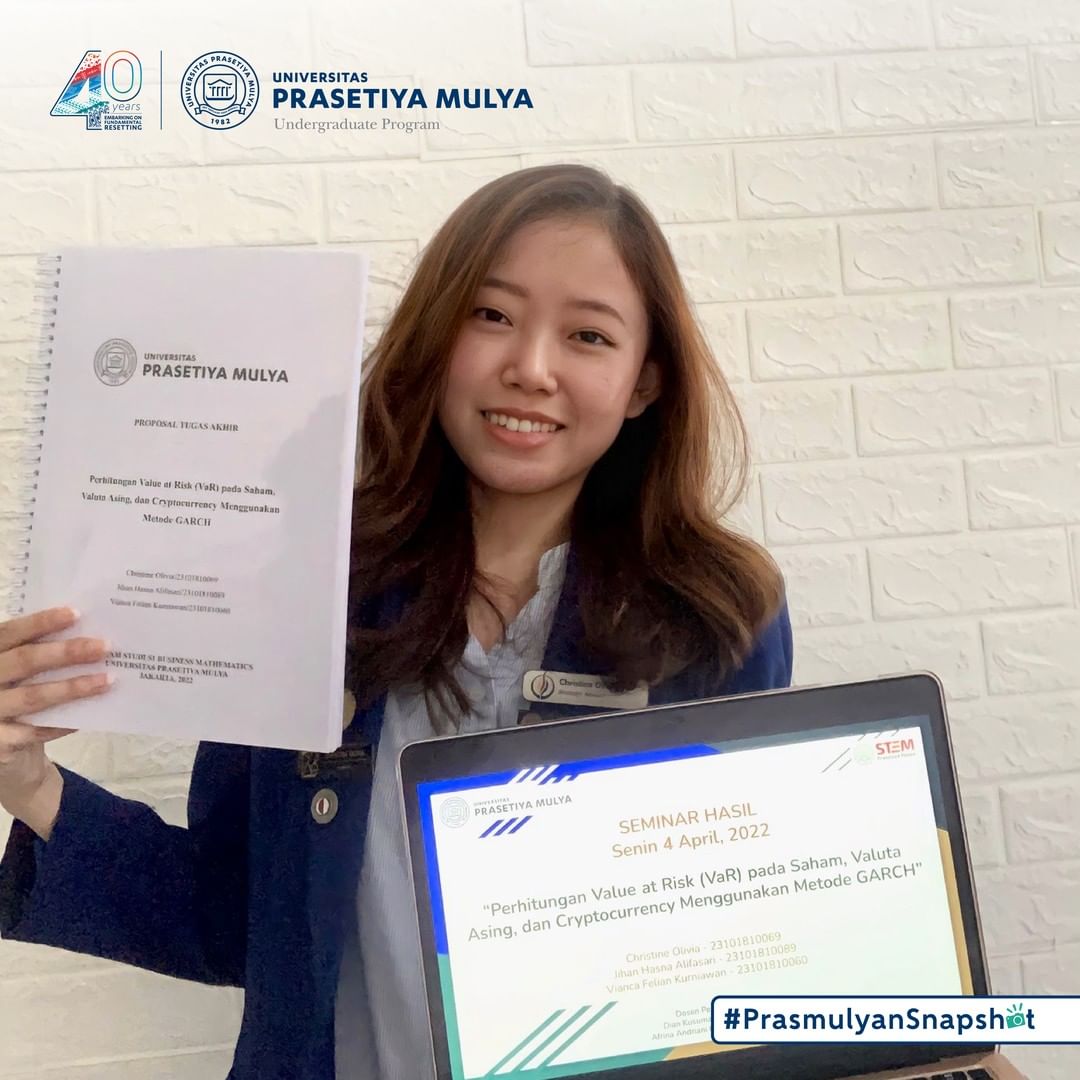 Selama penulisan Tugas Akhir kami bertiga juga menjalani internship. But again, it's all about time management. So, consistency is the key!

Snapshot by : Christine Olivia, S1 Business Mathematics 2018
#PrasmulyanSnapshot #PilihPrasmulAja #BanggaJadiPrasmulyan #Prasmul #STEM #S1
