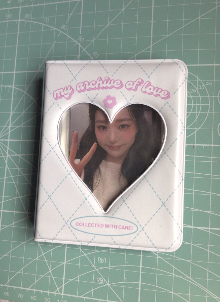 seuIgi_0's tweet photo. 📩 #izamailqs
OMG IT FINALLY CAME I WAS JUS TAKING MY LUNCH LOL😣😣 anyway thank u sm aaa ang cute nya irl its so tinyy, finally i have a new home for wonyyy! 🤍tysm @thelovearchive for the fast & smooth delivery !
#ARCHIVEfeedbacks ˚ ₊ˑ *♡ https://t.co/h1duTbukkN