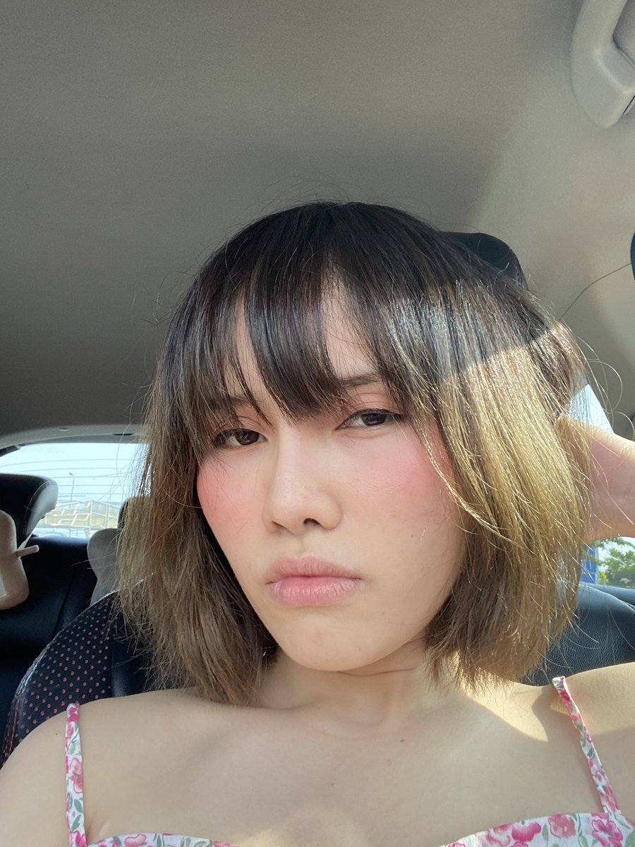 pm_mier's tweet photo. จากผู้หญิงหน้าสิว รักษาหายในระดับนึง
📝สกินแคร์ใช้ราคาหลักร้อย ไม่เกิน 2 พัน
🫣ขยันไปเลเซอร์หน้า เช่น IPL, Dual Yellow เลเซอร์ให้ตรงกับปัญหาบนหน้า
☀️ทากันแดดก่อนออกจากบ้านเสมอ
🔹ดื่มน้ำ 2-3 ลิตร
💊กินยาคุม
✔️กินวิตามินบำรุงทุกวัน แบบน้ำและเม็ด

#รักษาสิว #ดูแลตัวเอง https://t.co/cq6BfUEhWH