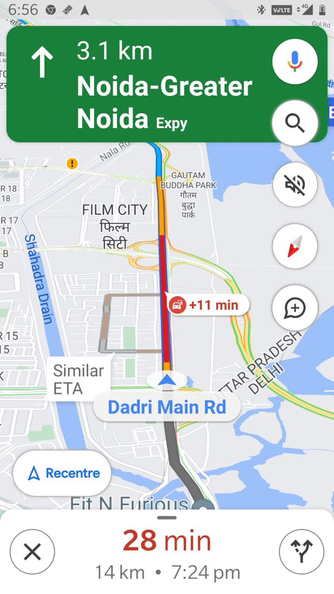 VivekShama's tweet photo. Do we have a plan to decongest this perticular streach of 1 km choking the entry of #CleanGreenNoida. It takes 15 plus minute to cross #Sector15 area in evening rush hours.
#AirPollution
@CeoNoida
@noidapolice
@CMOfficeUP https://t.co/VHoZCr7OSA