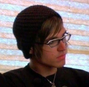 hourly mikey way 🖤 (@mikeywayoclock) on Twitter photo 