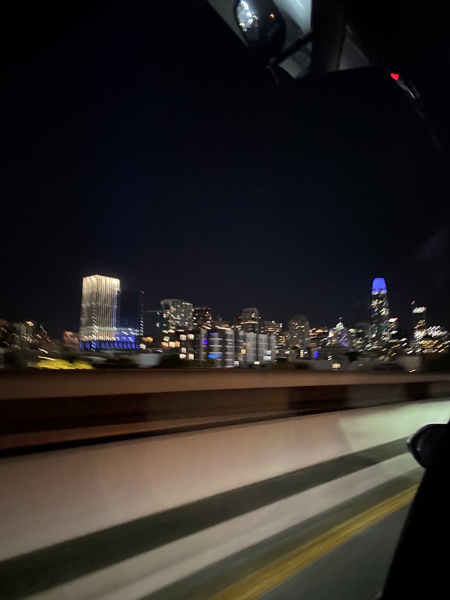 quotes_nct's tweet photo. i went to san francisco y’all! https://t.co/Ck3DdQLVh9