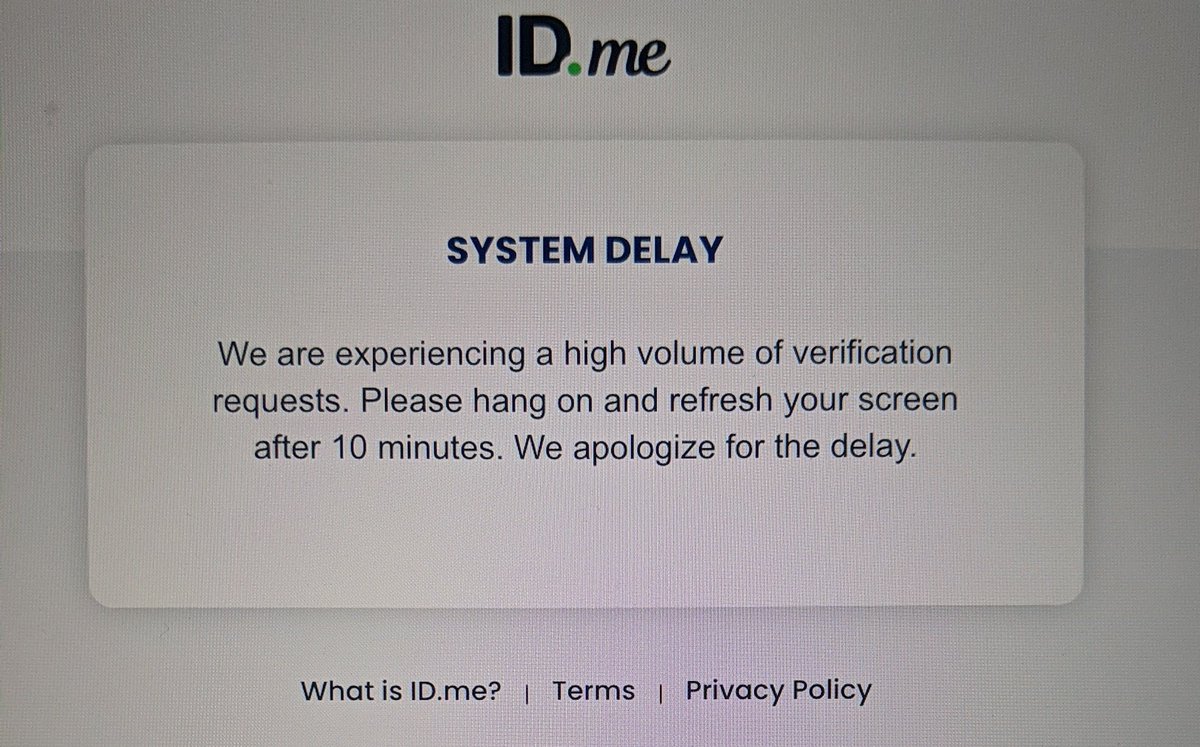 TweetbyHeather's tweet photo. @IDme Wait and refresh in 10min? Are we back in a dsl time warp? Pair this with the IRS site and you have a complete UX failure. https://t.co/oV34OdU9U6