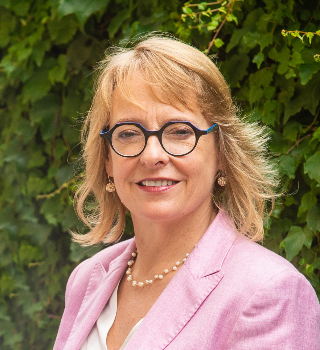 SMARTSTROKES_AU's tweet photo. Introducing our first Keynote Speaker for 2022...Professor Sandy Middleton who is a Director at the Nursing Research Institute, St Vincent's Hospital, Melbourne and will be joining us in Sydney! Read more about Sandy here - https://t.co/5FMyOPUlnZ https://t.co/eFW5QMwXZD