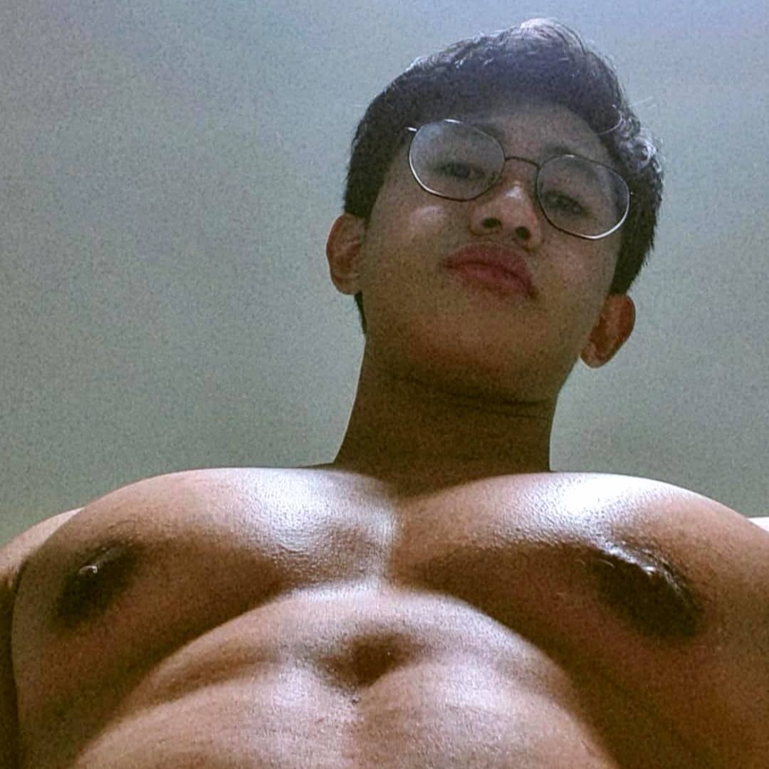 Alex17689942's tweet photo. 🤓 POV for you https://t.co/VEFn0BX9M2