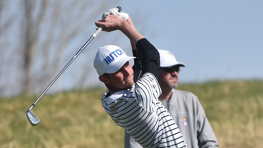 bluedragonsport's tweet photo. The Blue Dragon men's golf team shoots the 2nd-lowest 72-hole team round in program history to  build a 31-stroke lead after two rounds of the KJCCC Championship on Monday in Newton.

Release: https://t.co/FrPiFU5uYn

#BreatheFire https://t.co/76l2iAwkUz