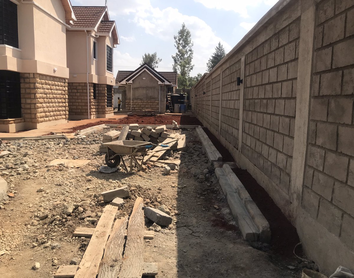 WangetheP's tweet photo. Do you have landscape project you want to per take . We help you achieve your dreams . The #befores https://t.co/n3jne3nsqm